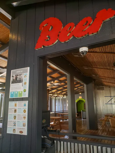 Waikiki Brewing Company, South Side
