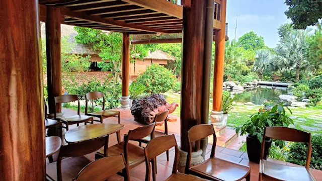 DONG QUAN GARDEN (Nhà hàng Ngọc Linh)