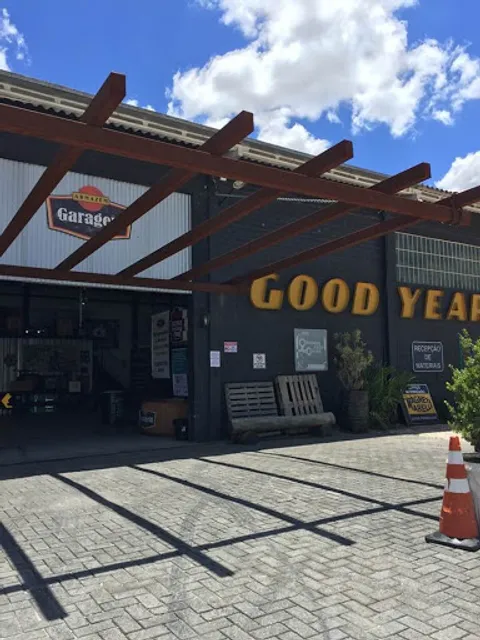 Armazém Garagem Bar