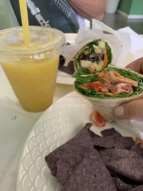 Nature's Cafe & Juice Bar