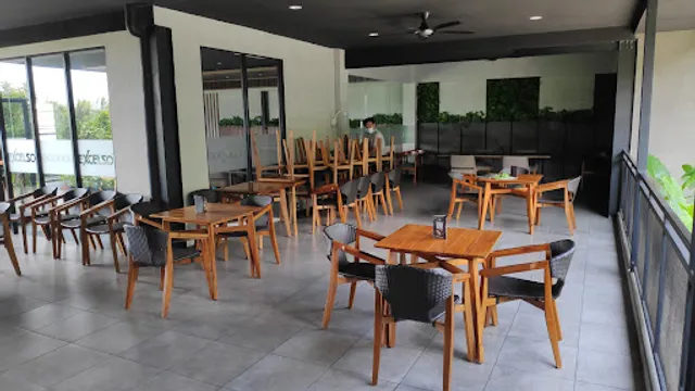 Excelso - MLG Soekarno Hatta