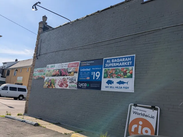 Al Baqarah Supermarket paans hamtrack