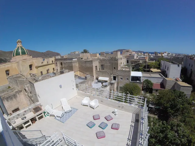 CASA DEL CORALLO, CASA TURCHESE, NINNI BILO, NINNI MONO, Favignana