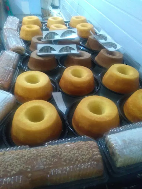 Padaria E Confeitaria Top Pães