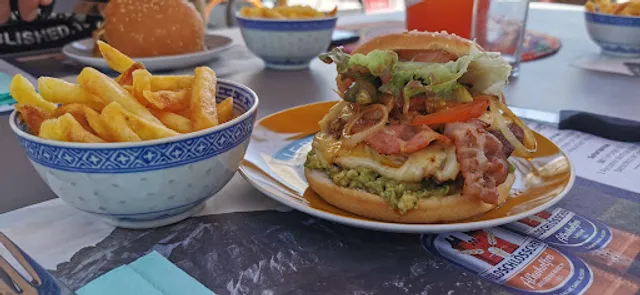 Le Ptit Caf - La Lib'Anime