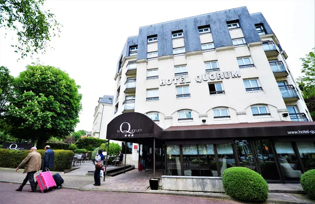 Hôtel le Quorum - Saint-Cloud