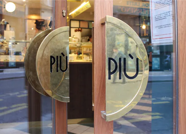 Più Più - Godot de Mauroy