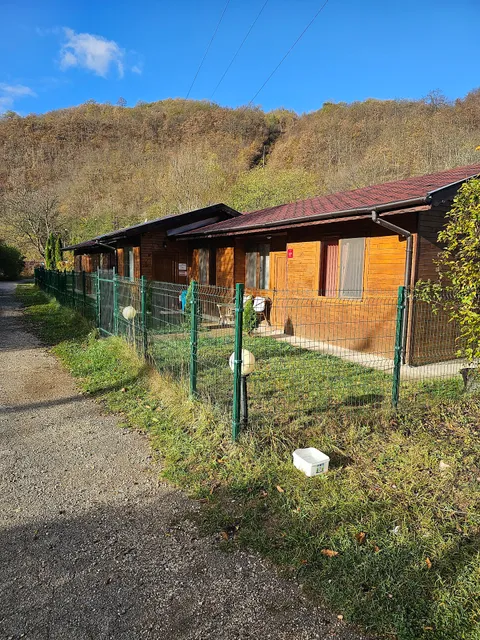 ЕКО БУНГАЛА с,Банкя