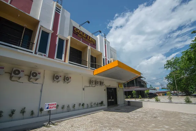 Gold Line - Rent Room & Cafe