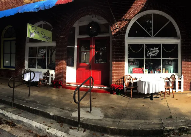 Teatime Tranquility & Treasures