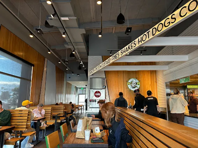 Shake Shack Marina Del Rey