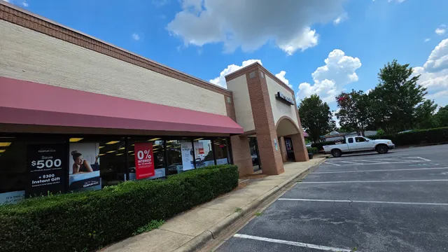 Mattress Firm Northcross Village