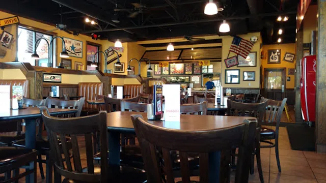 Zaxbys Chicken Fingers & Buffalo Wings