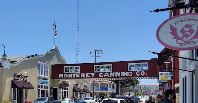 Lilly Mae's Cinnamon Rolls