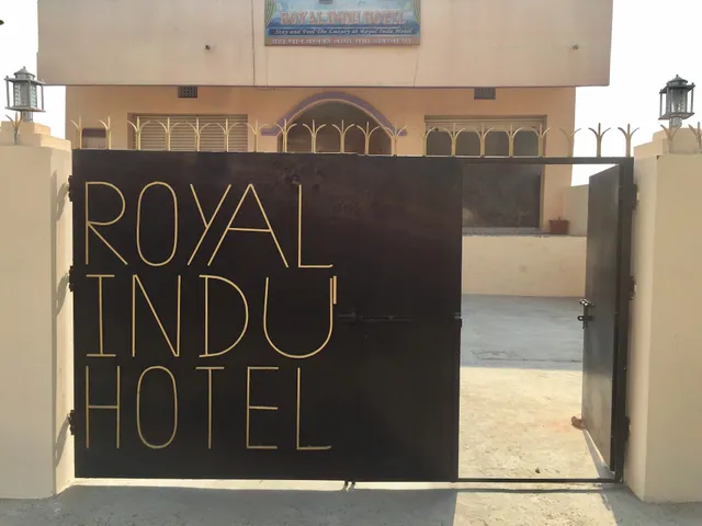 Royal Indu Hotel, Family Restaurant and Bar