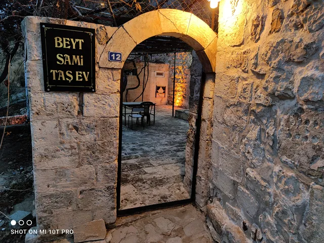 Beyt Sami Taş Ev