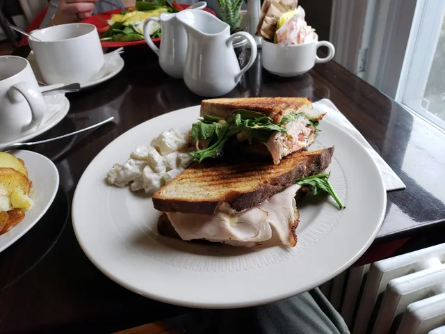 D'lish Catering & Events