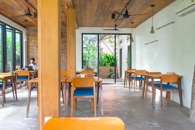 Banlle Vegetarian Restaurant