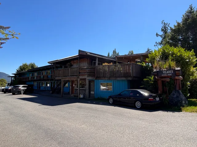 Meares Vista Inn