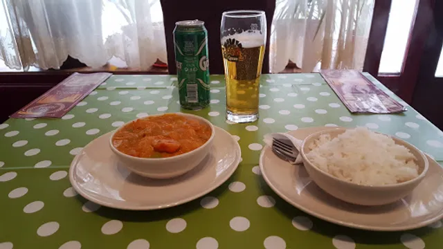 Indian Pizzeria Taj Mahal