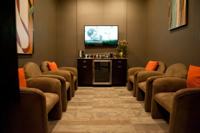 MassageLuXe Pembroke Pines