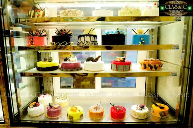 Mubarak Cafe & Bakers