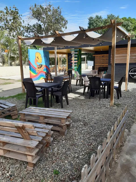 Gazebo's Food Garden