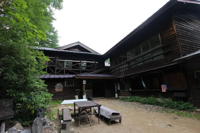 Yatsugatake Honzawa Hot Spring