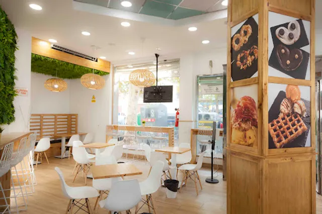 HELADERÍA CAFETERÍA LOS VALENCIANOS