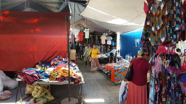 Negombo Saturday Market