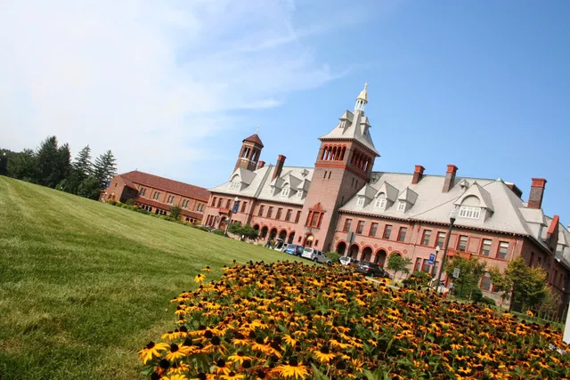 Mount Aloysius College