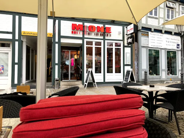 M-ONE Cafe-Bar Restaurant Celle