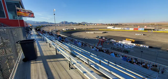 Las Vegas Motor Speedway Bullring Track