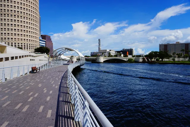 Tampa Riverwalk at Curtis Hixon Waterfront Park