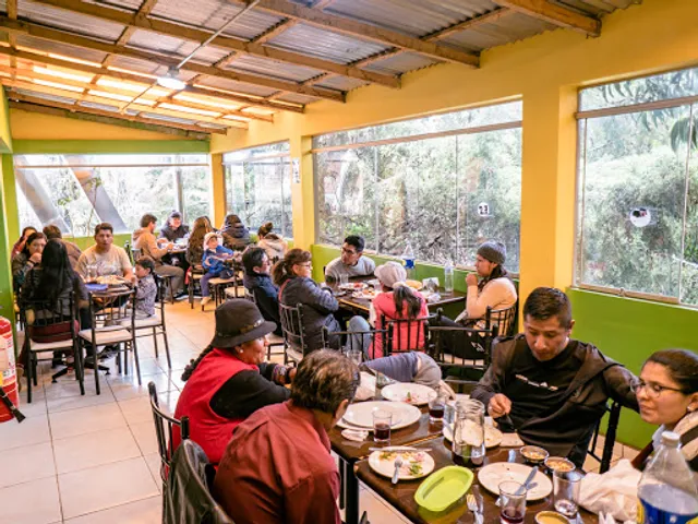 Chicharroneria La Red