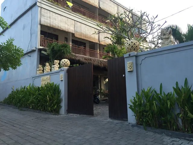 Matra Bali Surf Camp