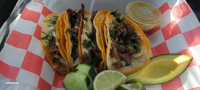 LA TAQUERIA DEL PUEBLO