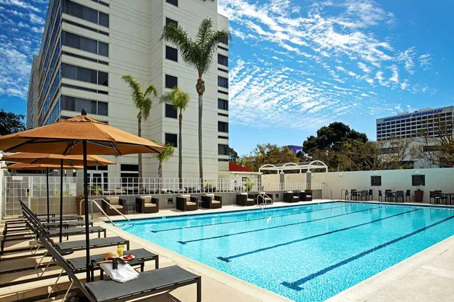 DoubleTree by Hilton Hotel LAX - El Segundo