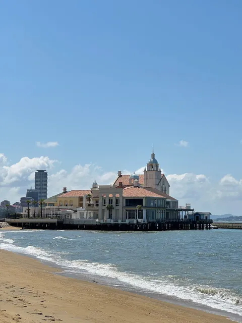 中央プラザ (2F)