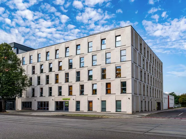 B&B HOTEL Magdeburg-City