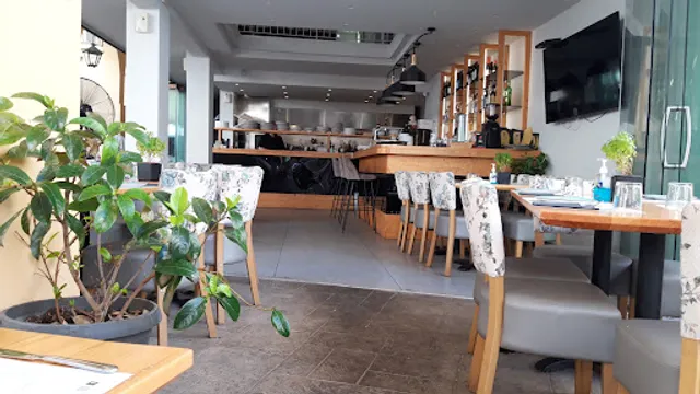 Aperto Corfu Ristorante Mediterraneo - Ελληνική Μεσογειακή Κουζίνα
