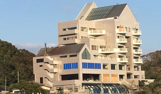 West Peninsula Hotel