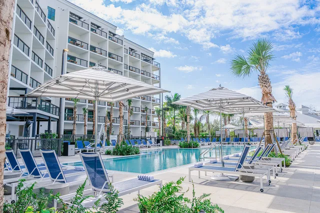 The Perry Hotel Naples