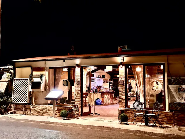 No. 9 Lounge & Restaurant