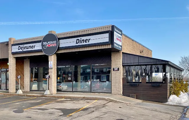 Sel, Poivre Et Pommes Laval