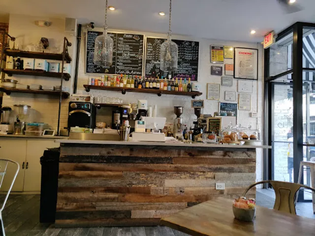 Mon Amour Coffee & Wine