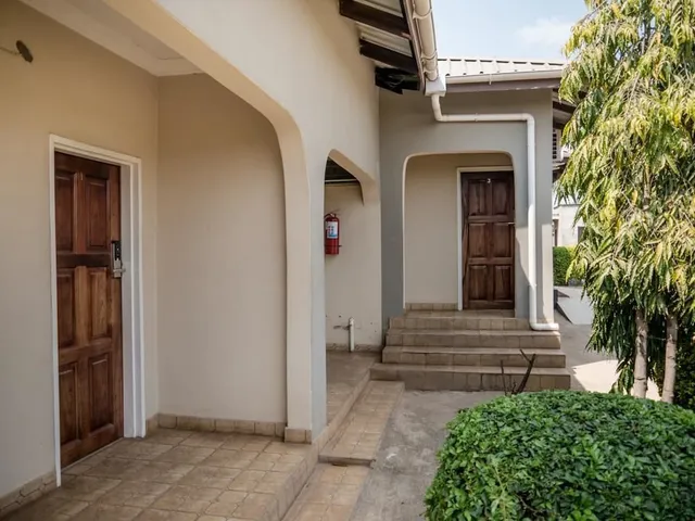 BESTBED EXECUTIVE LODGE