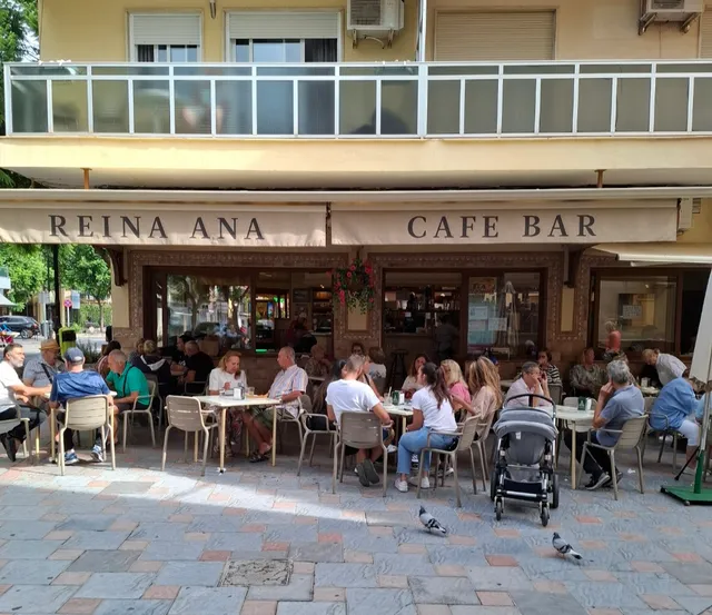 Cafe&Bar Reina Ana