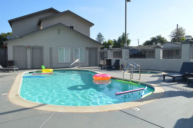 Fairview Inn & Suites