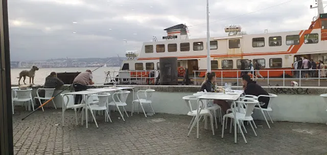 Restaurante Farol de Cacilhas